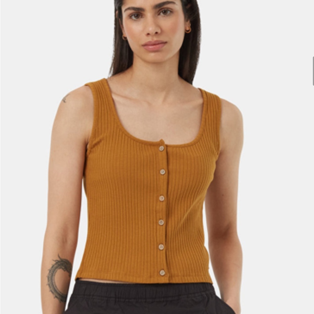 10tree Mustard Ribbed button front tank